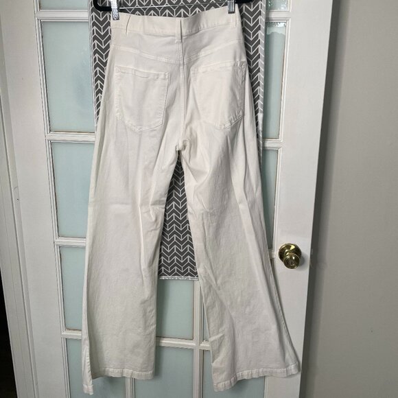 Express | Extreme High Rise Jean - Picture 2 of 4